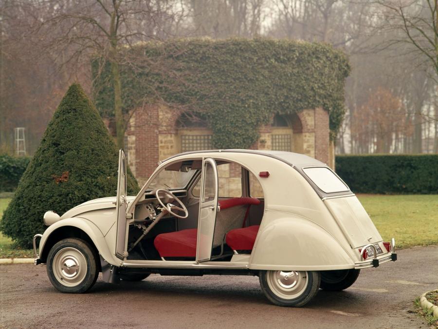  Citroen 2CV 1960 года  (фото 8 из 12)